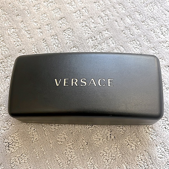 😎NIB Versace sunglasses - Picture 10 of 13